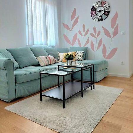Апартаменты Apartman Trokutic - Novi Zagreb Zapad Экстерьер фото